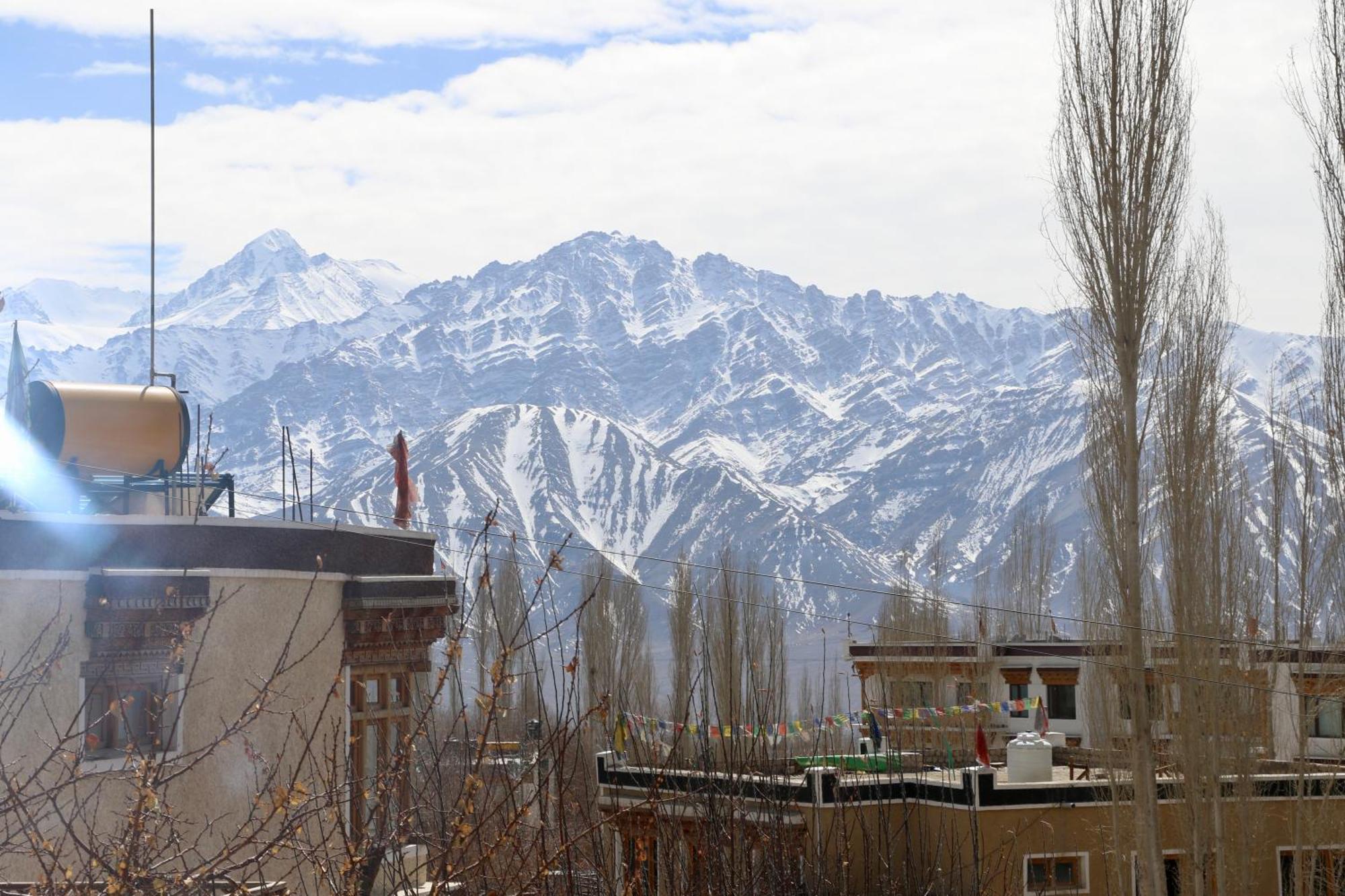 Hotel Palam Hills Leh Exterior photo