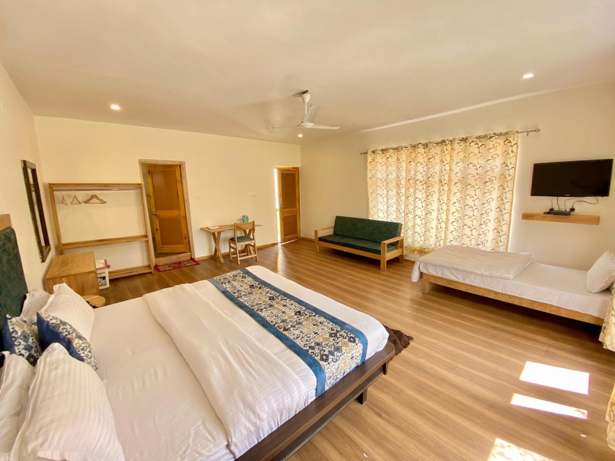 Hotel Palam Hills Leh Exterior photo